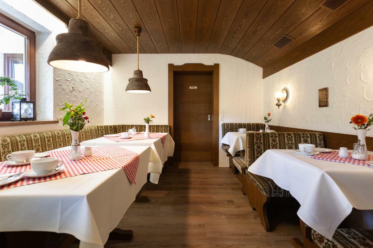 Hotel Petra Байрсброн Экстерьер фото