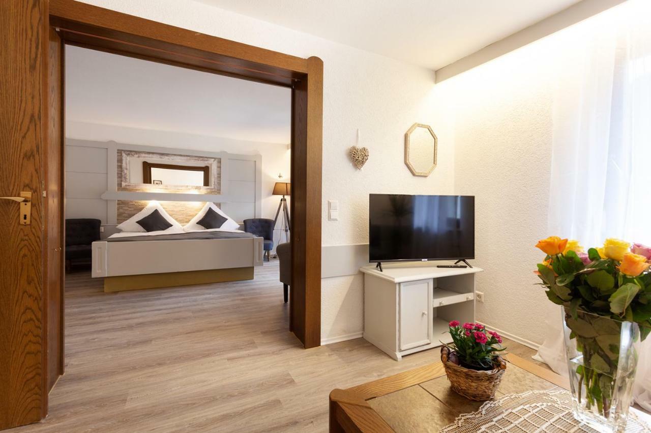 Hotel Petra Байрсброн Экстерьер фото