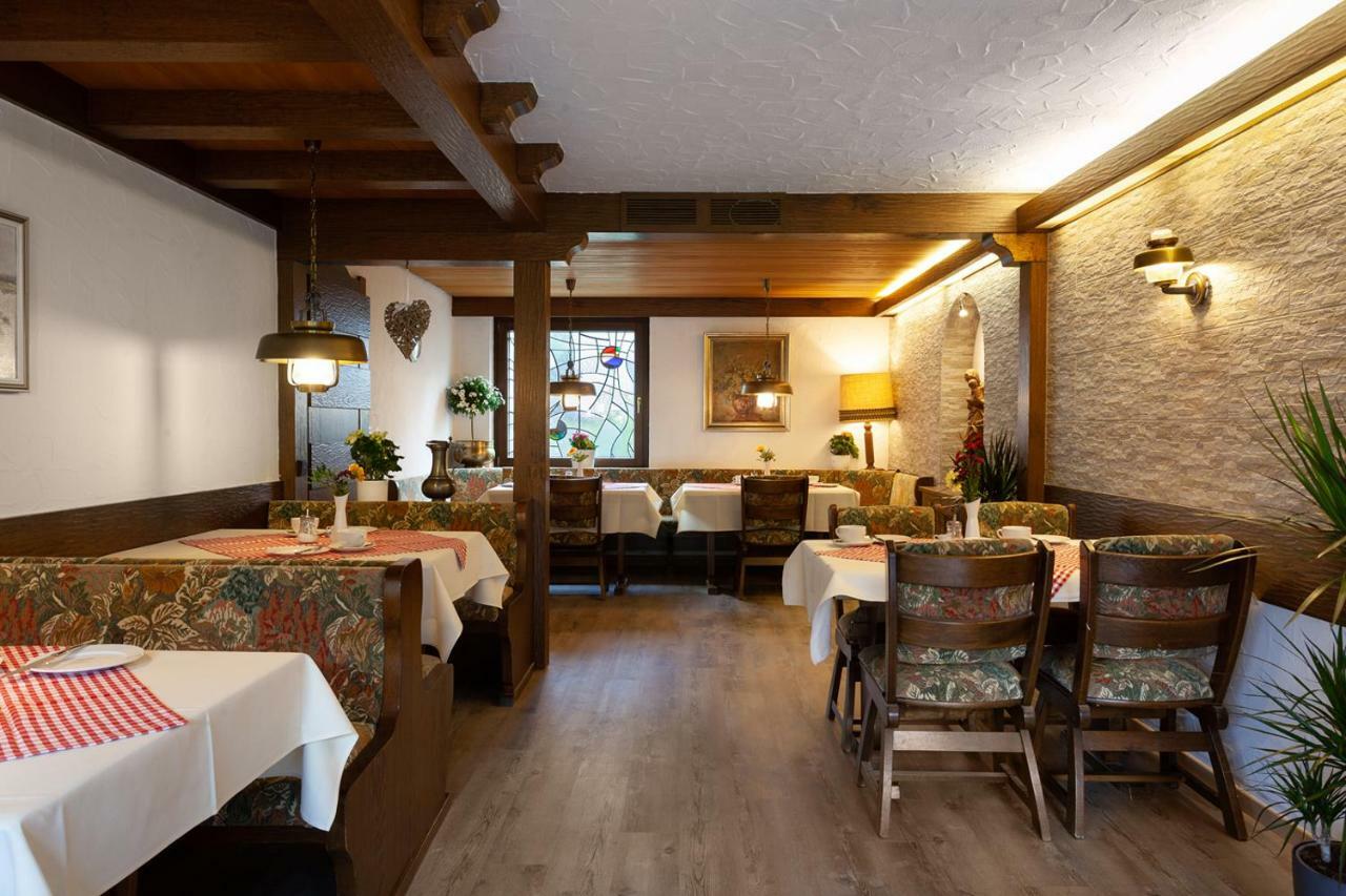 Hotel Petra Байрсброн Экстерьер фото