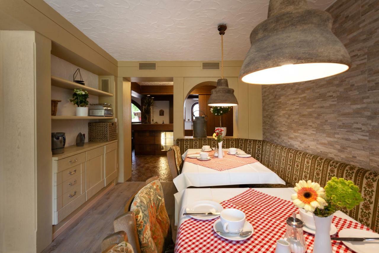 Hotel Petra Байрсброн Экстерьер фото